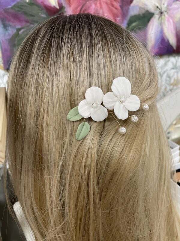 Amaloven Vihreä KOMBO hiuskampa ja hiuspinni aidoilla makeanvedenhelmillä