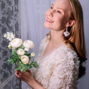 Amaloven Kukansyli-korvakorut - Kuva 3