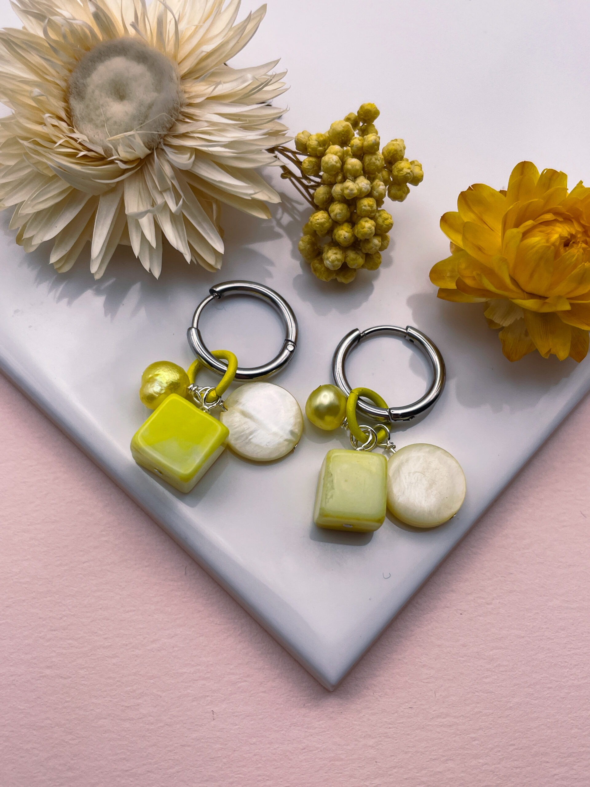 Amaloven Lilja korvakorut - Kuva 4