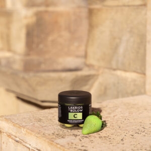 Lakrids by Bülow C – SOUR STRAWBERRY – SMALL 115g - Kuva 2