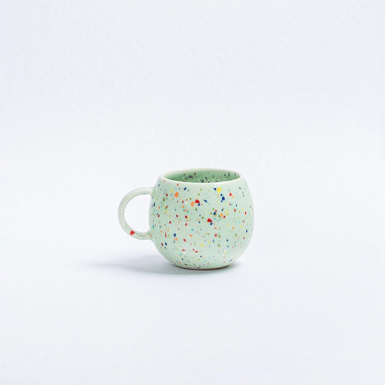 Egg Back Home käsintehdyt keraamiset mukit 250ml, monta väriä - Kuva 8